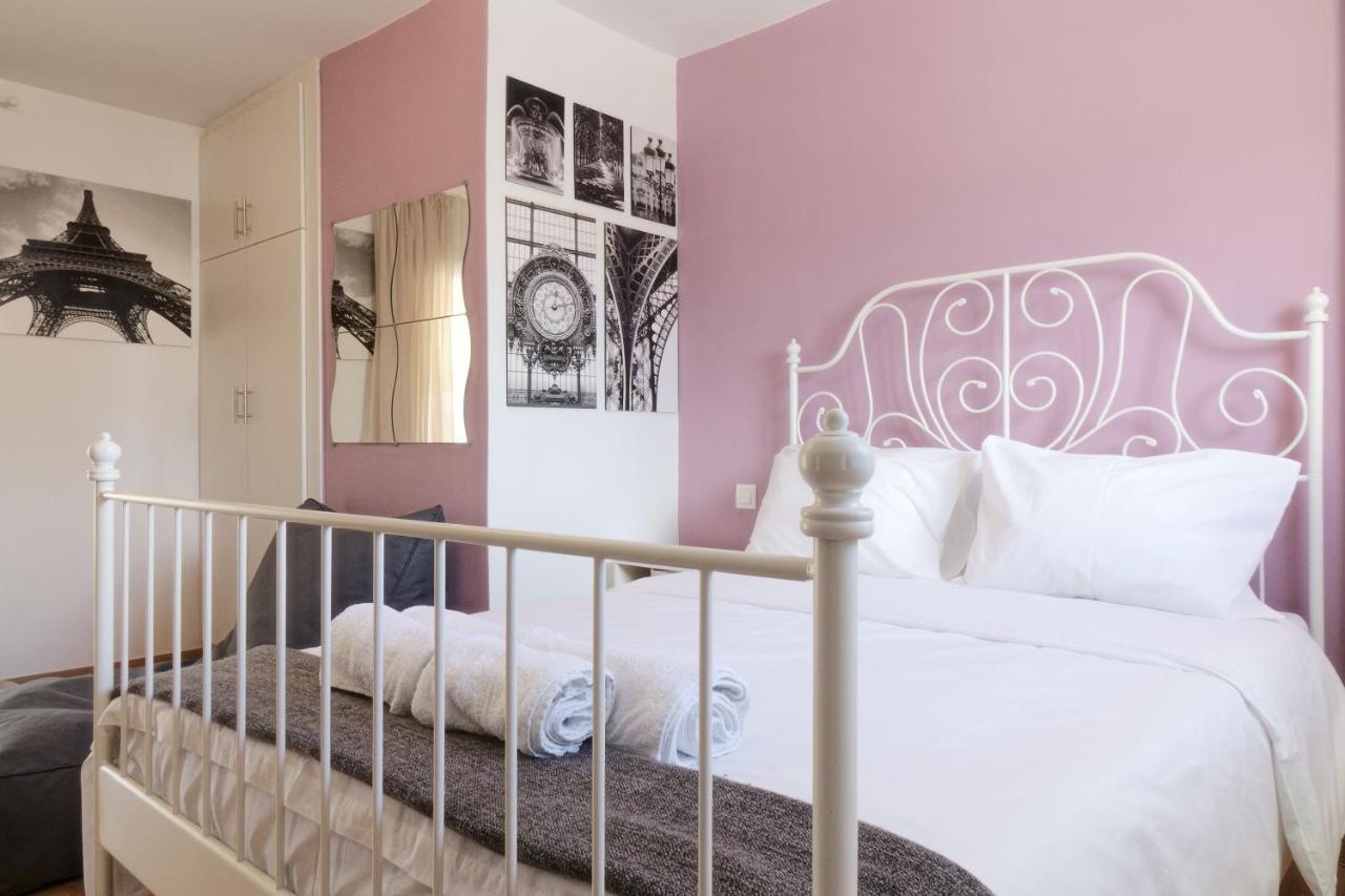 Cozy In Koukaki By Zain Athens